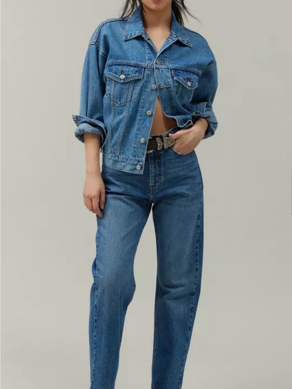 BDG Women’s Cowboy Jean Size 25 Medium Wash. Straight Leg, 90s Inspired.